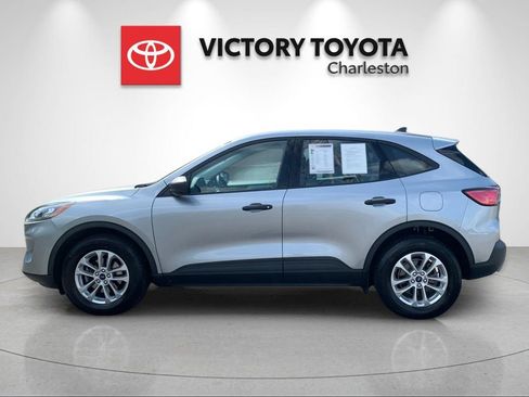 Used 2022 Ford Escape S AWD/4WD image 2
