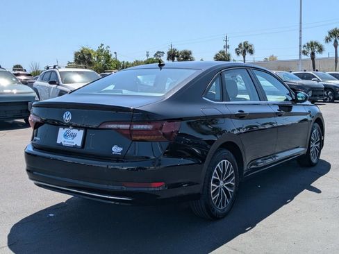 Used 2019 Volkswagen Jetta SE image 5