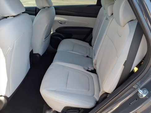 New 2026 Hyundai Tucson SE image 6
