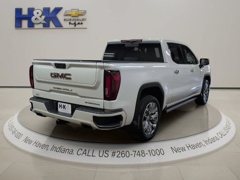 Used 2022 GMC Sierra 1500 Denali w/ Denali Reserve Package AWD/4WD image 6