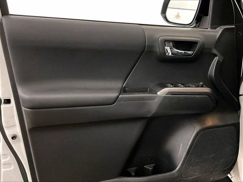 Used 2023 Toyota Tacoma TRD Sport AWD/4WD image 22