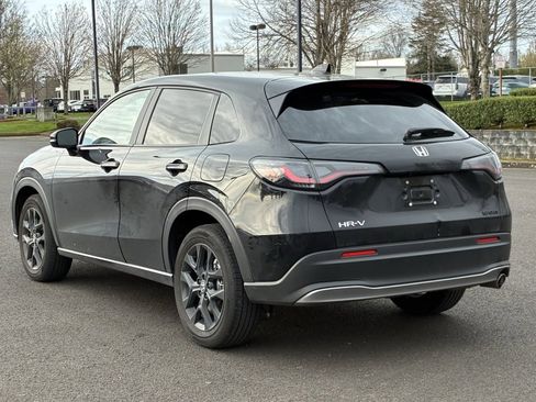 Used 2025 Honda HR-V Sport image 5