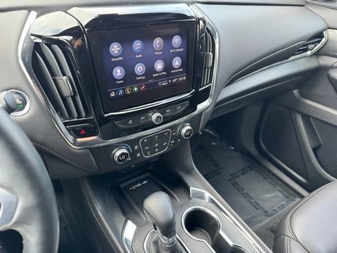 Certified 2023 Chevrolet Traverse LT AWD/4WD image 17