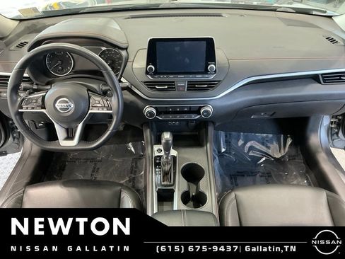 Used 2020 Nissan Altima 2.5 SR FWD image 8