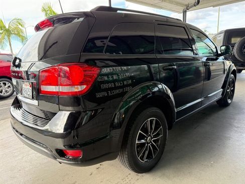 Used 2019 Dodge Journey SE w/ Premium Group image 10