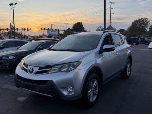 Used 2013 Toyota RAV4 XLE image 3