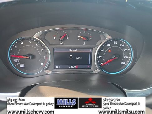 Used 2023 Chevrolet Traverse LT AWD/4WD image 11