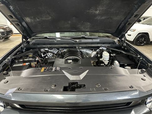 Used 2017 Chevrolet Silverado 1500 LT w/ All Star Edition AWD/4WD image 9