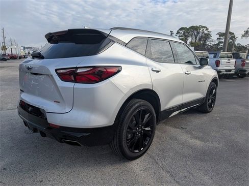 Used 2021 Chevrolet Blazer RS w/ Enhanced Convenience Package image 3