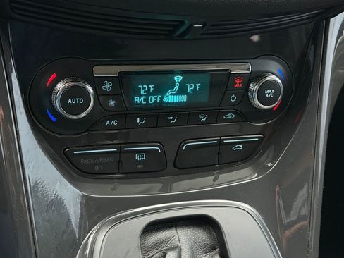 Used 2014 Ford Escape Titanium image 17