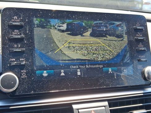 Used 2019 Honda Accord Touring image 19