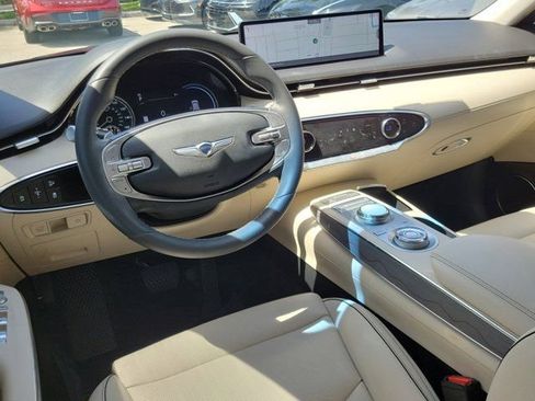 Used 2024 Genesis GV70 2.5T Advanced w/ Advanced Package AWD/4WD image 11