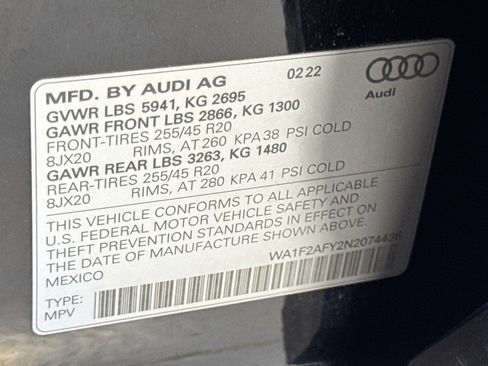 Used 2022 Audi Q5 e Prestige w/ Prestige Package image 31