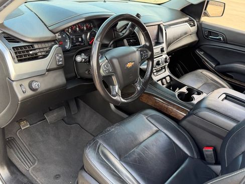 Used 2020 Chevrolet Suburban LT w/ Texas Edition Package RWD image 16