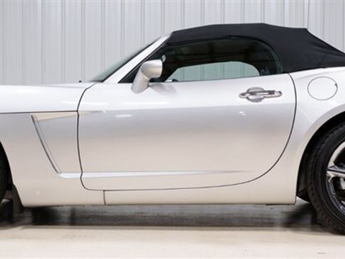 Used 2008 Saturn Sky w/ Premium Trim Package RWD image 2