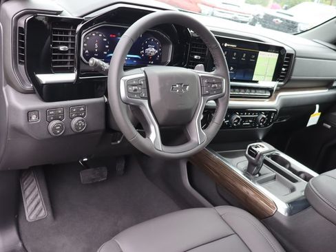New 2026 Chevrolet Silverado 1500 RST w/ RST All Star Premium Package AWD/4WD image 6