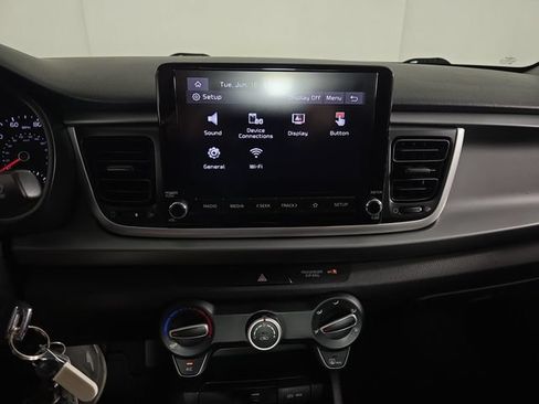 Used 2022 Kia Rio S FWD image 13