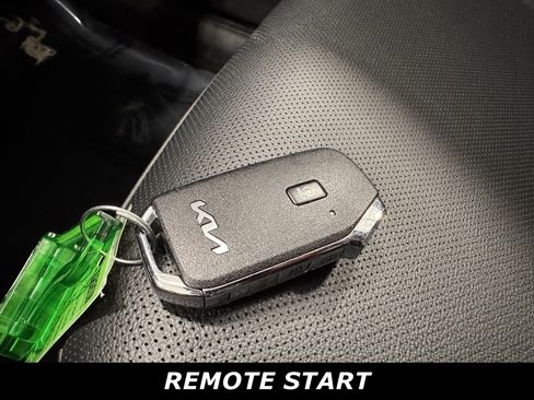 Certified 2025 Kia Sportage SX image 12