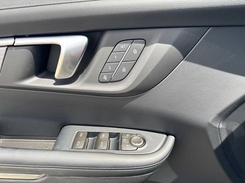 New 2026 Buick Enclave Preferred w/ Power Package FWD image 21