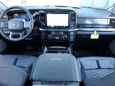 New 2026 Ford F250 Lariat w/ Black Appearance Package image 29