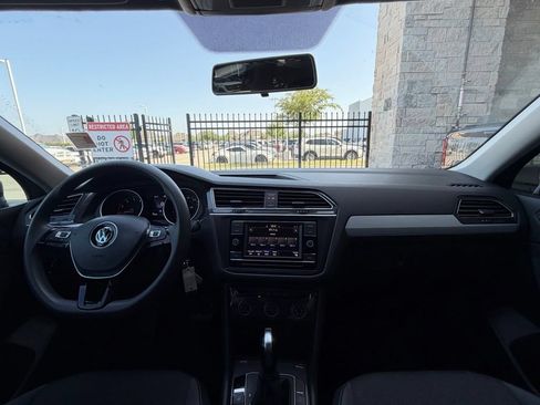 Used 2021 Volkswagen Tiguan S FWD image 25