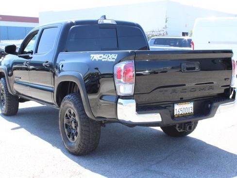 Used 2023 Toyota Tacoma TRD Off-Road AWD/4WD image 3