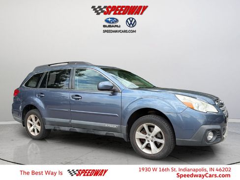 Used 2013 Subaru Outback 3.6R Limited AWD/4WD image 1