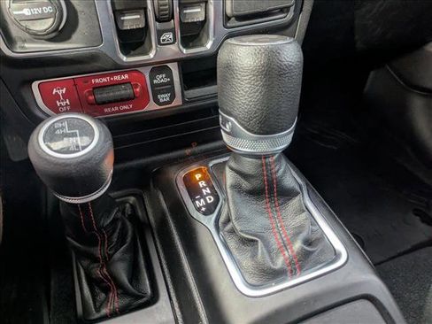 Used 2023 Jeep Wrangler Unlimited Rubicon w/ LED Lighting Group image 11