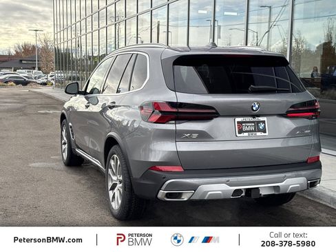 New 2026 BMW X5 xDrive40i image 4