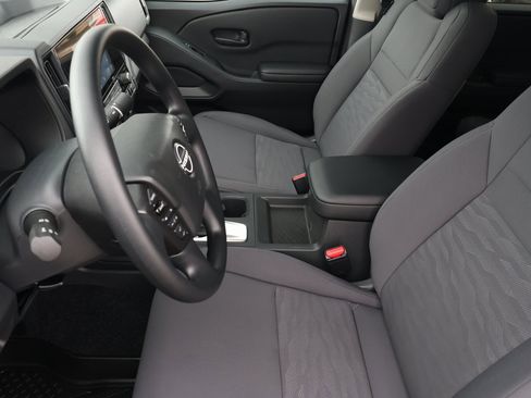 Used 2025 Nissan Frontier S w/ S Utility Package image 14