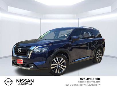 Certified 2022 Nissan Pathfinder Platinum w/ Cargo Package