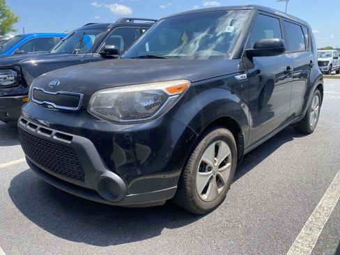 Used 2016 Kia Soul FWD image 3