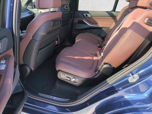 Used 2019 BMW X7 xDrive40i w/ Premium Package AWD/4WD image 21
