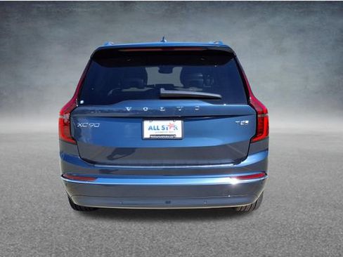 New 2026 Volvo XC90 T8 Plus w/ Protection Package Premier AWD/4WD image 6