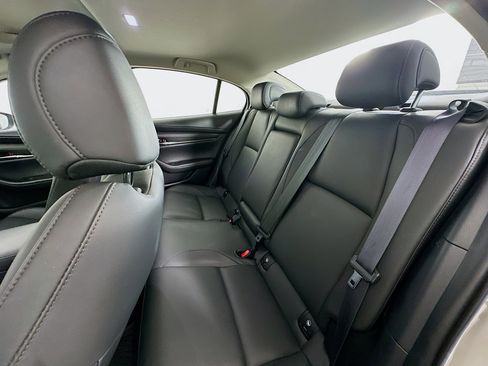 Used 2025 MAZDA MAZDA3 s image 26