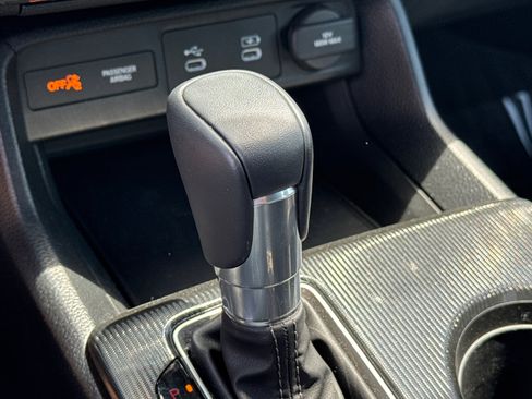 Used 2025 Honda Civic Sport image 31