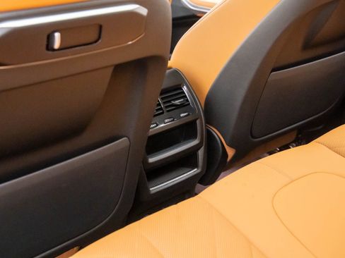 Certified 2024 BMW X5 xDrive40i w/ Parking Assistance Package image 17