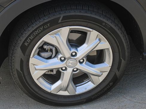 Used 2025 Honda HR-V LX image 8