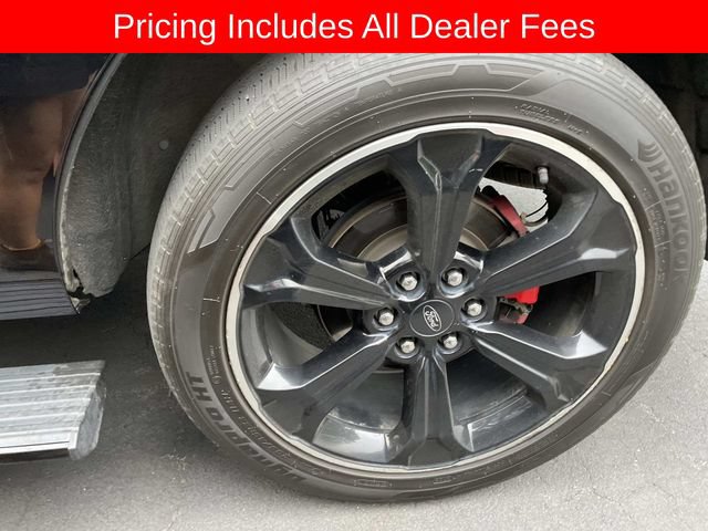 Used 2022 Ford Expedition Limited AWD/4WD image 2