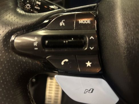 Used 2022 Hyundai Elantra N image 19
