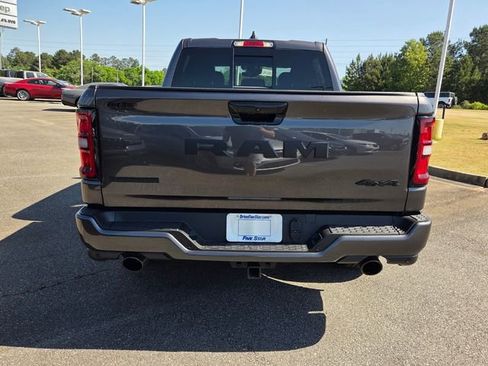 Used 2026 RAM 1500 Big Horn AWD/4WD image 9