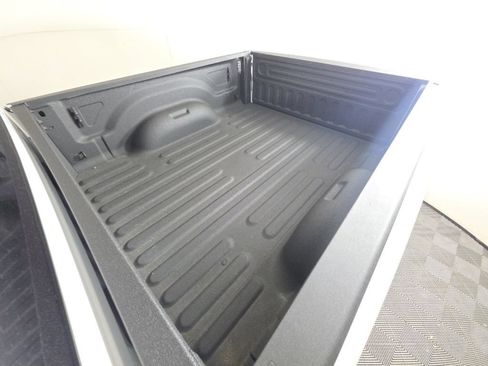 Certified 2026 RAM 2500 Big Horn AWD/4WD image 40