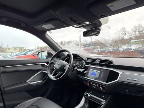 Used 2022 Audi Q3 2.0T Premium image 16