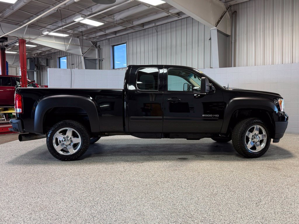 Used 2011 GMC Sierra 2500 SLT w/ SLT Convenience Package AWD/4WD image 7
