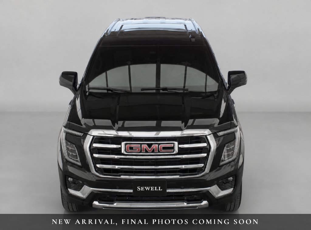 Used 2025 GMC Yukon Elevation w/ Elevation Premium Package AWD/4WD image 13