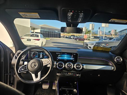 Used 2021 Mercedes-Benz GLB 250 image 9