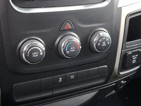 Used 2015 RAM 1500 Big Horn image 14