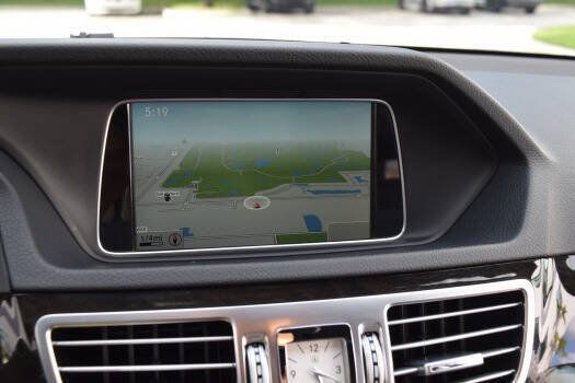 Used 2014 Mercedes-Benz E 250 BlueTEC Sedan image 59