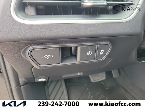 New 2026 Kia K4 FWD image 21