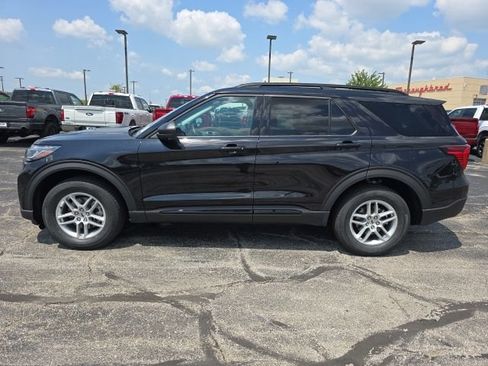 New 2026 Ford Explorer Active AWD/4WD image 2